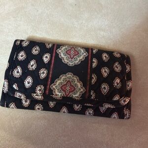 Vera Bradley Velcro Wallet‎